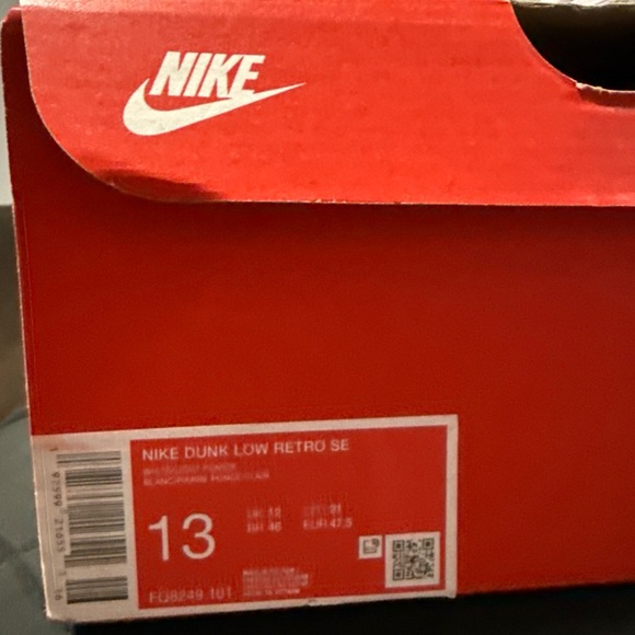 Size 13 MENS NIKE DUNK LOW RETRO SE - Picture 10 of 12